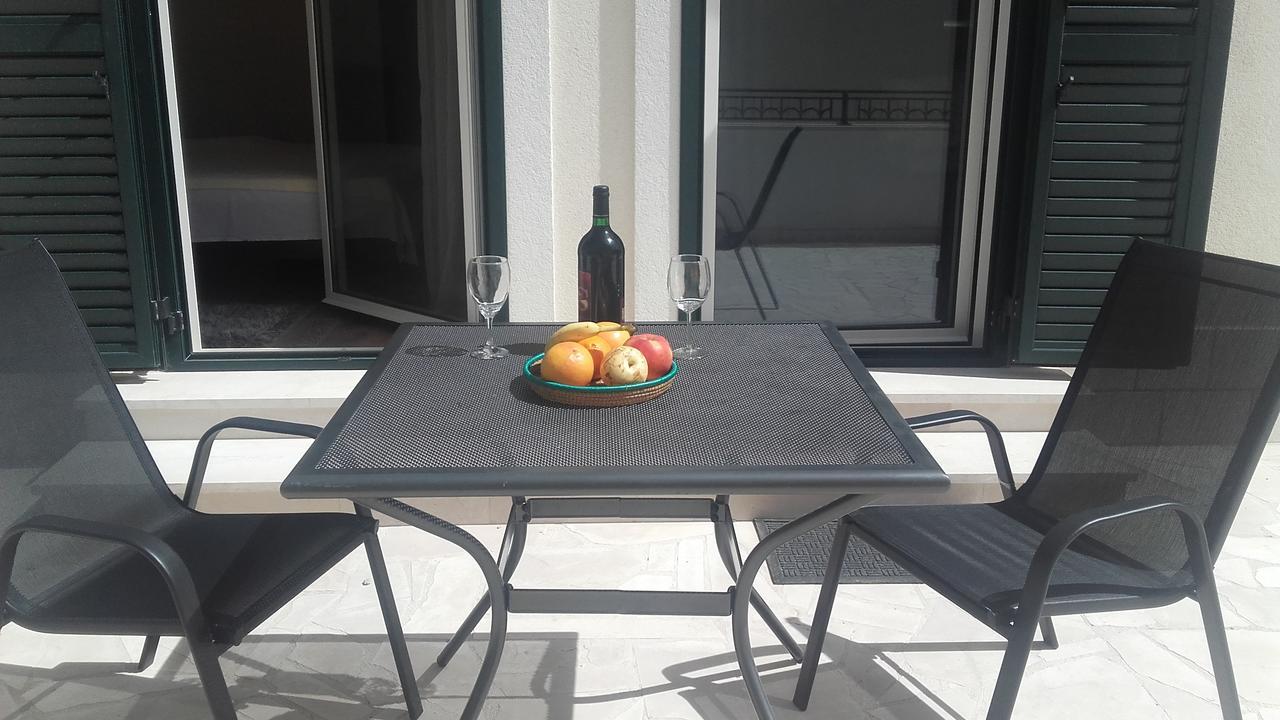 Melodia Del Mare 2 Apartment Kotor Bagian luar foto